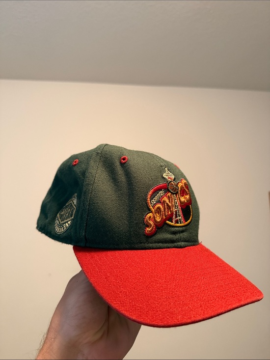 47 Other - Vintage Seattle Super Sonics SnapBack